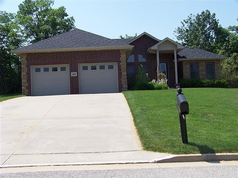 1st image of 226 Madelines Park Cir