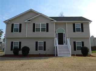 5108 Elgin Ct, Douglasville, GA 30135