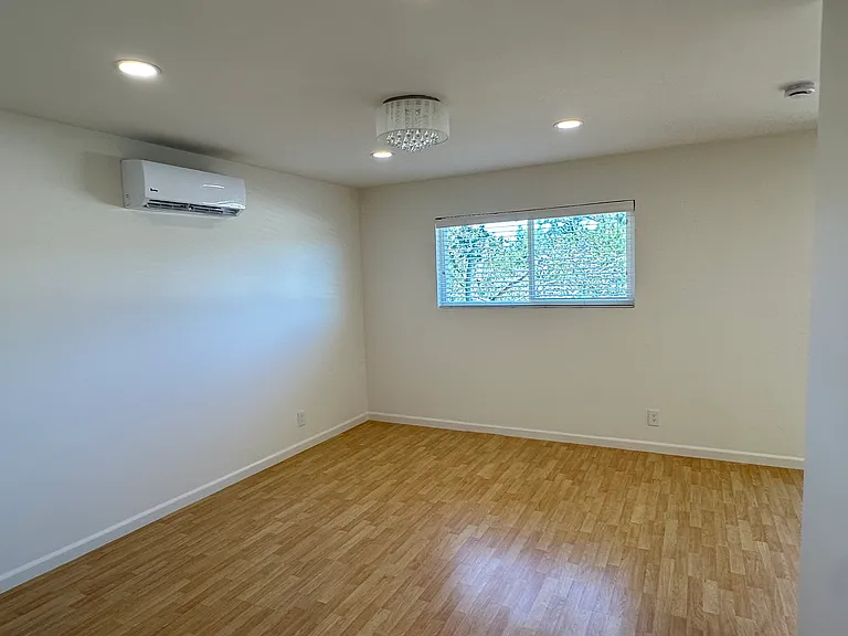 1336 Palos Verdes Dr #5 — Photo 12