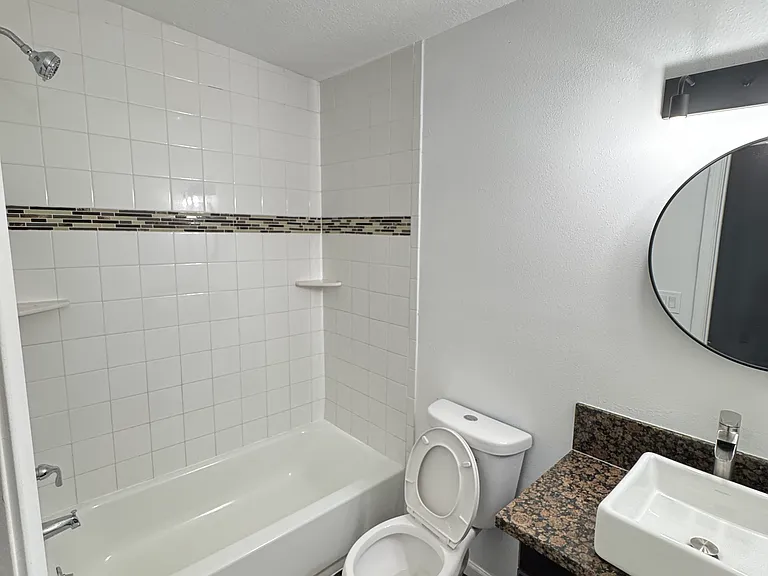 225 Armstrong St — Photo 18