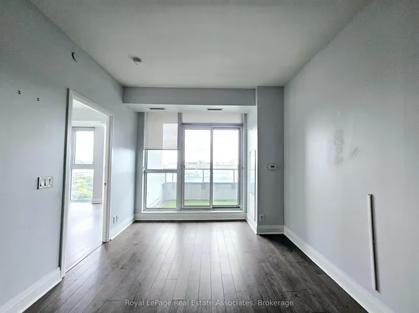 15 Zorra St, Toronto, ON