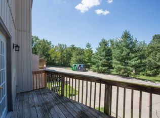 411 Foxfire Dr, Columbia, MO 65201