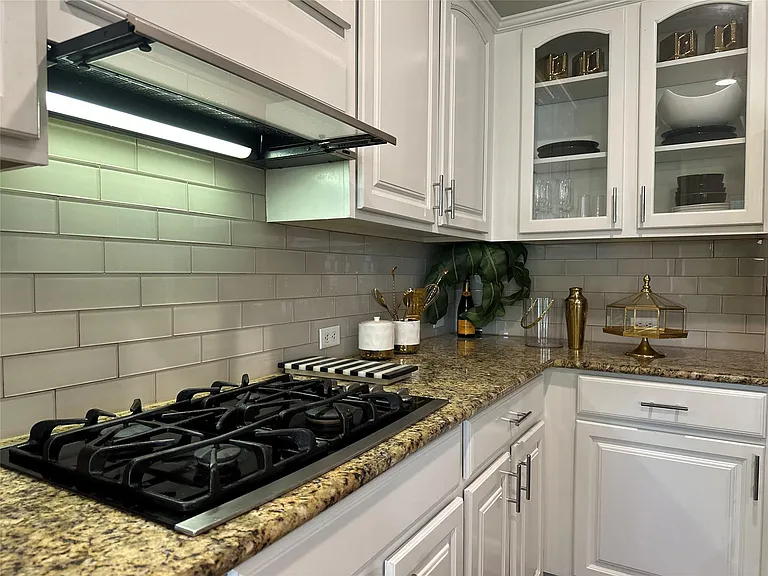 213 Fox Hollow Blvd — Photo 14