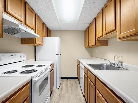 2nd image of 100 Briaridge Dr #110-L
