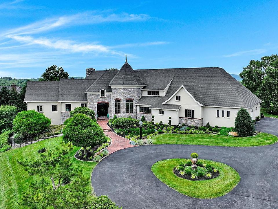1st image of 78 Autumn Leaf Ln