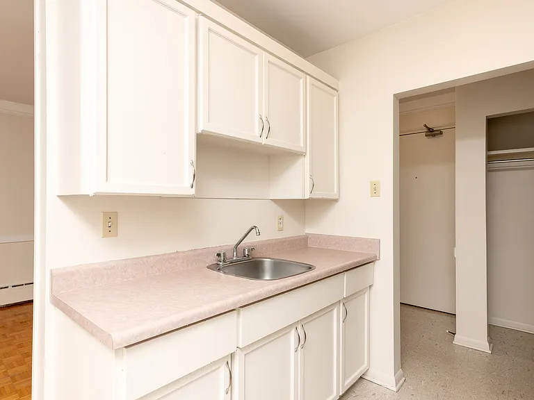 365 Edison Ave #202 — Photo 3