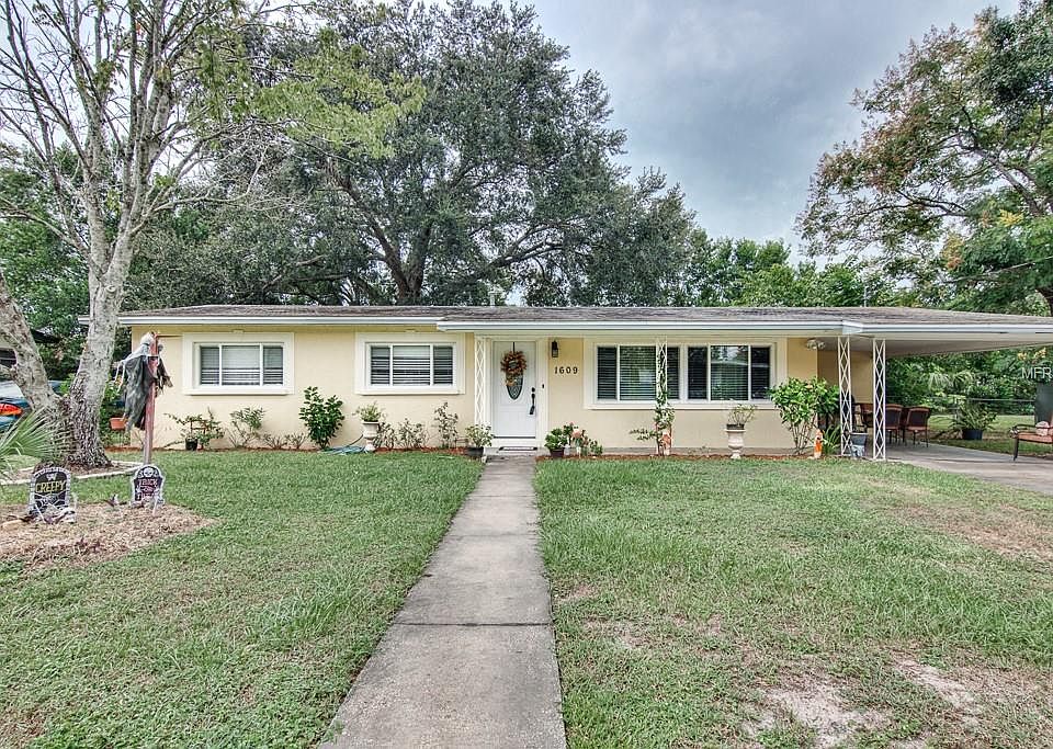 1st image of 1609 Sparrow Dr