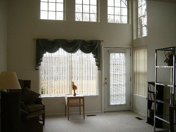 3rd image of 2001 Cambria Ct #H