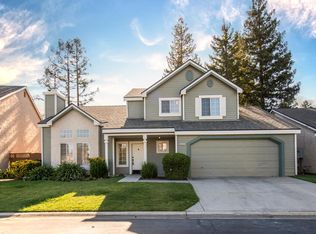 10781 N Windham Bay Cir, Fresno, CA 93730
