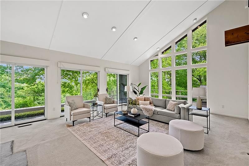 30 Windy Hill Ln N, Eighty Four, PA 15330 Zillow