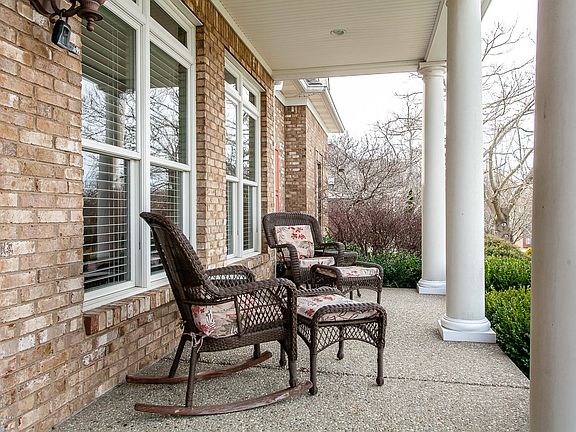 12300 Ridgetop Dr-4