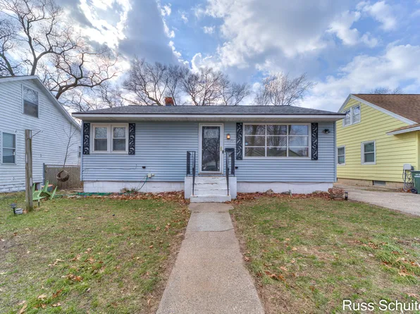 1177 Green St, Muskegon, MI 49442