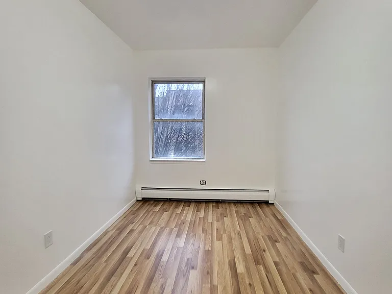 1357 Clinton Ave #3 — Photo 7
