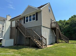914 Harris Ave, Union Beach, NJ 07735