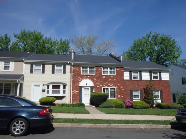 317 Rector St, Perth Amboy, NJ 08861