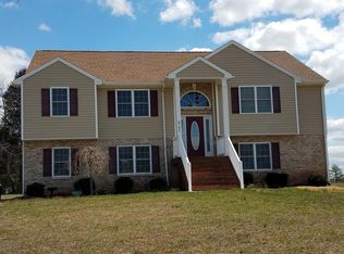 5678 Thomas Jefferson Rd, Forest, VA 24551