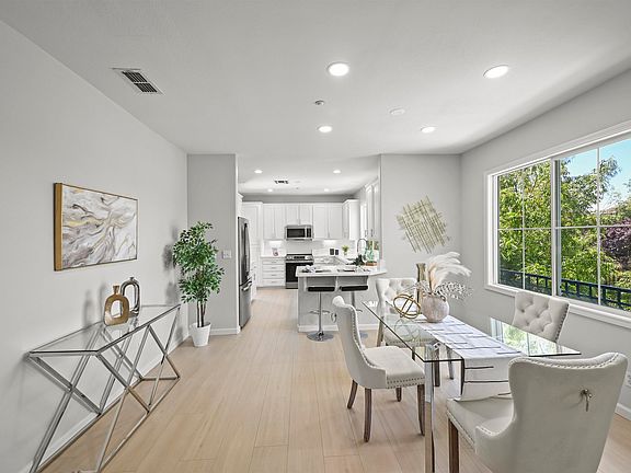 5th image of 4612 Sandyford Ct