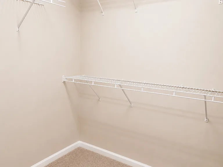 3829 Edinburg Cir — Photo 21