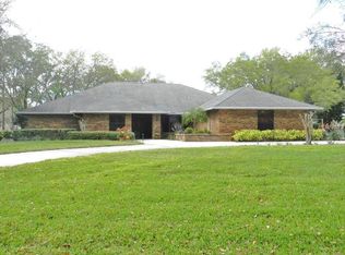 18502 Turtle Dr, Lutz, FL 33548