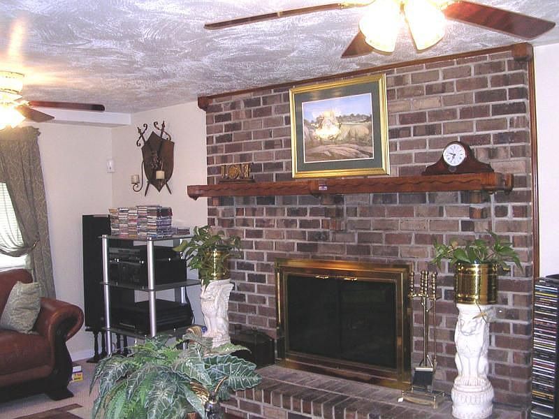 2nd image of 2908 Tinstree Dr