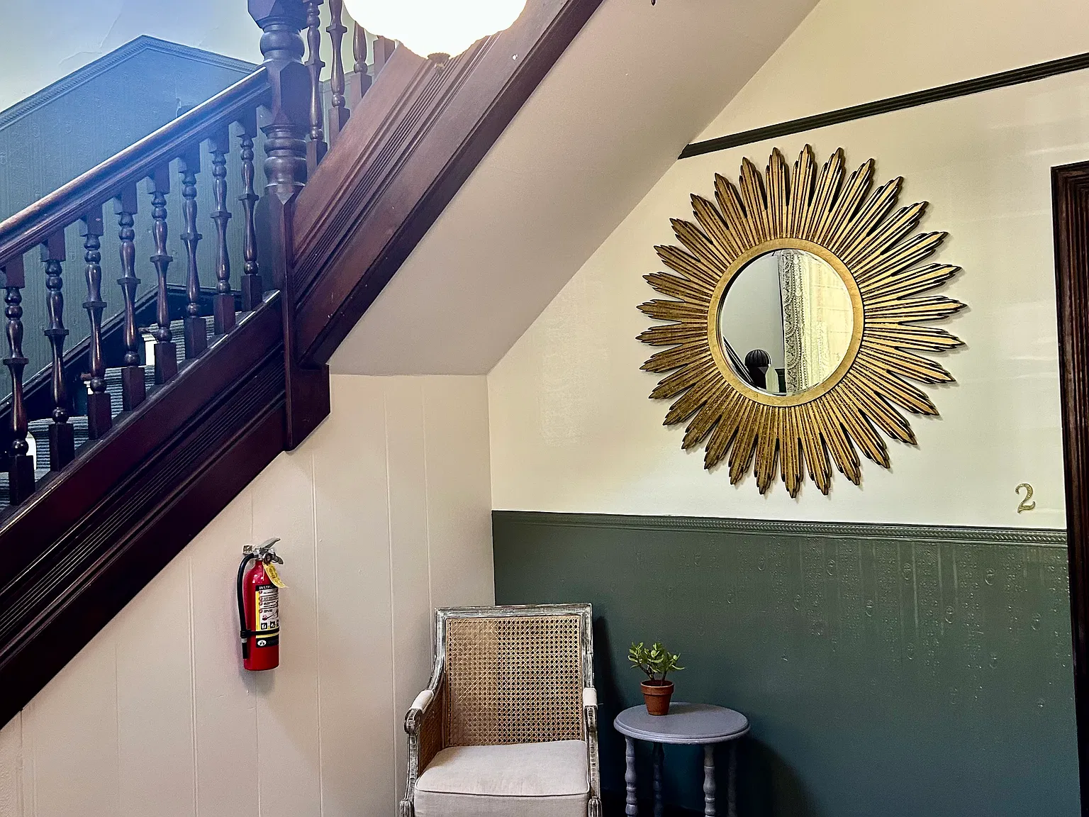 Studio, 450 sqft, $1,900 — Photo 2