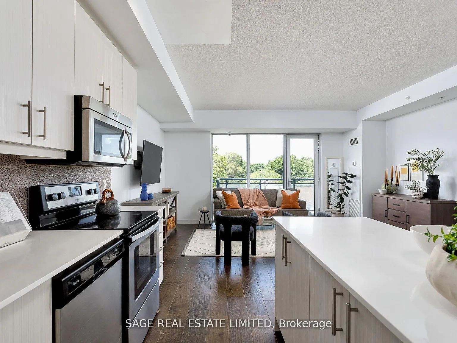 2 bed, $2,800 — Photo 4