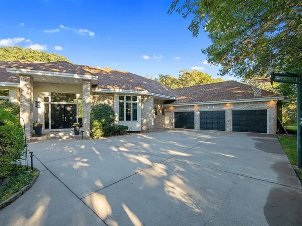 9141 Inverness Cir, Anoka, MN 55303