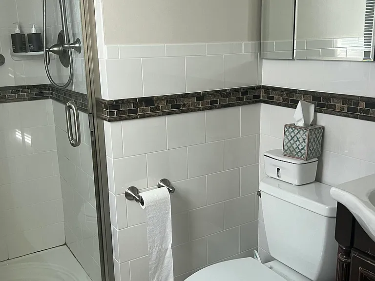 4 Joanna Ct — Photo 16