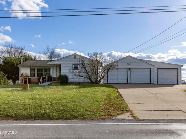 2860 8th Street Dr, Watsontown, PA 17777