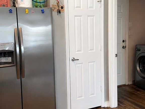 5th image of 6034 Tuscany Ln