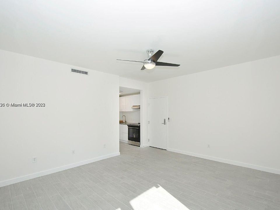 1st image of 620 Michigan Ave APT 7
