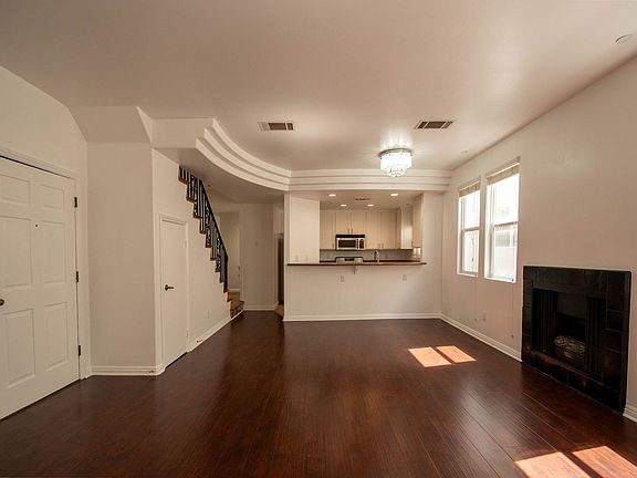 4th image of 4259 Dixie Canyon Ave APT 4