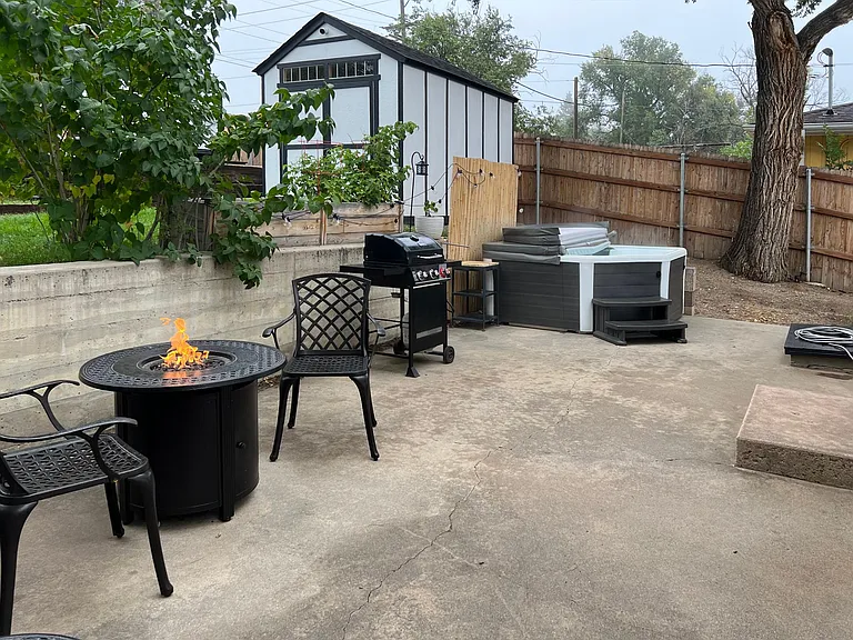 1028 E Rio Grande St — Photo 15