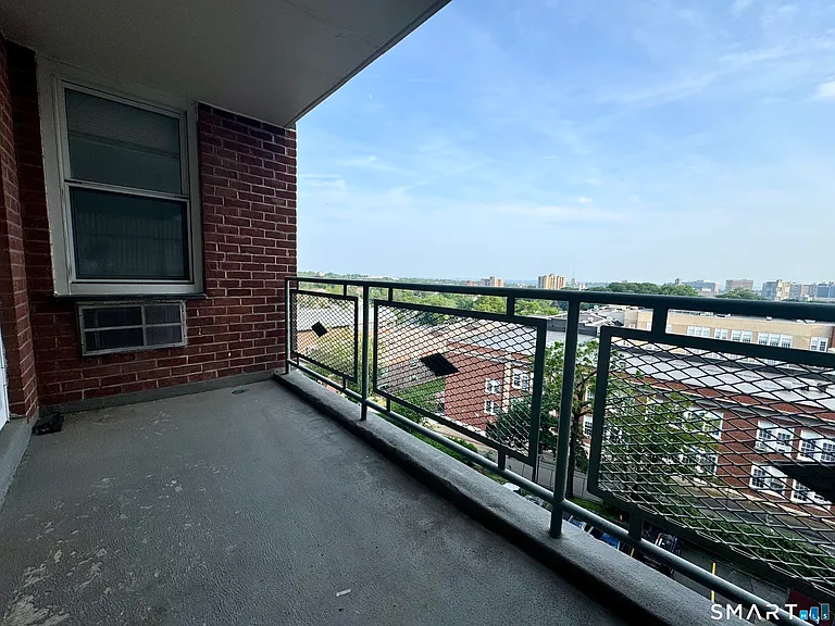 71 Strawberry Hill Ave #802 — Photo 6