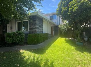 805 Carro Dr #2, Sacramento, CA 95825