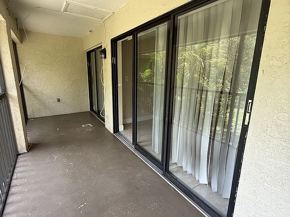 4th image of 3806 Guilford Rd Unit 4