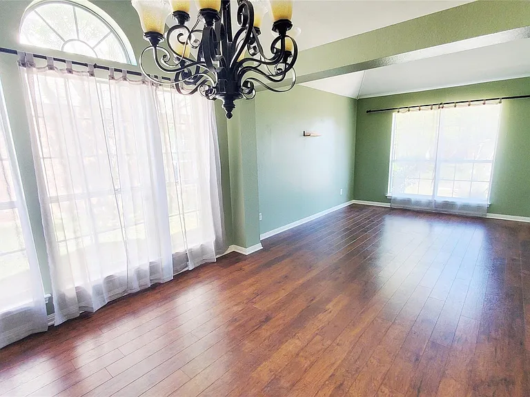 201 Rio Vista Dr — Photo 9
