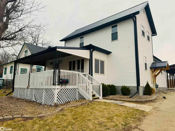 413 SW 3rd St, Greenfield, IA 50849