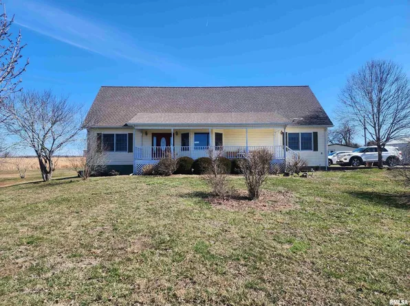 9 Taylor Rd, Golconda, IL 62938