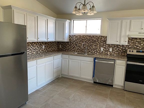 4th image of 3411 Avenue B