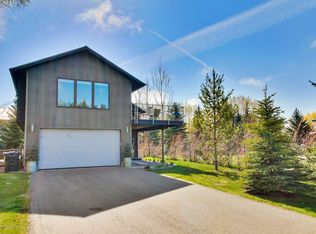 1490 Old Schoolhouse Ln, Wilson, WY 83014