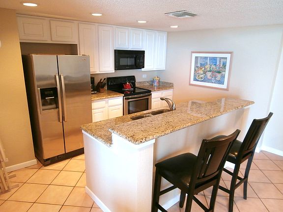 3rd image of 1000 Padre Blvd #529