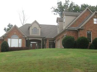 4295 Creek Water Xing, Flowery Branch, GA 30542