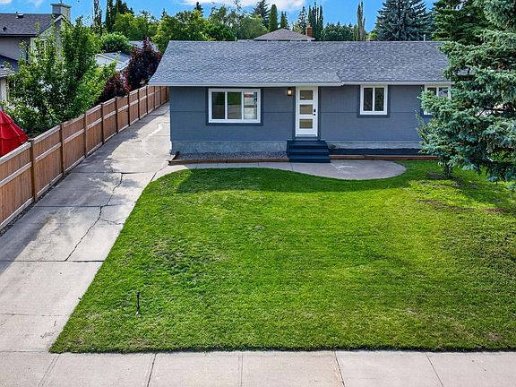 2nd image of 4 Glacier Cres