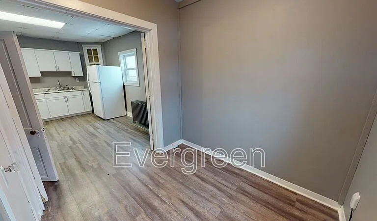 347 Washington St #LOWER — Photo 20