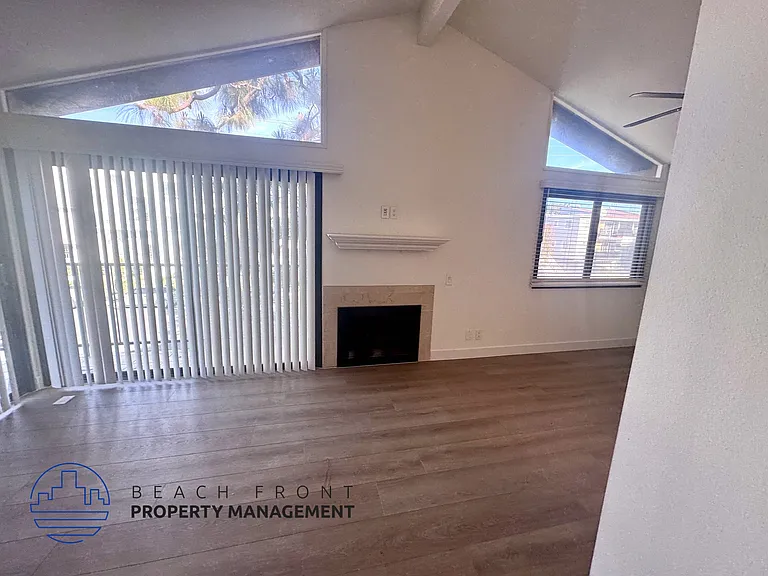 6712 W 86th Pl. — Photo 6