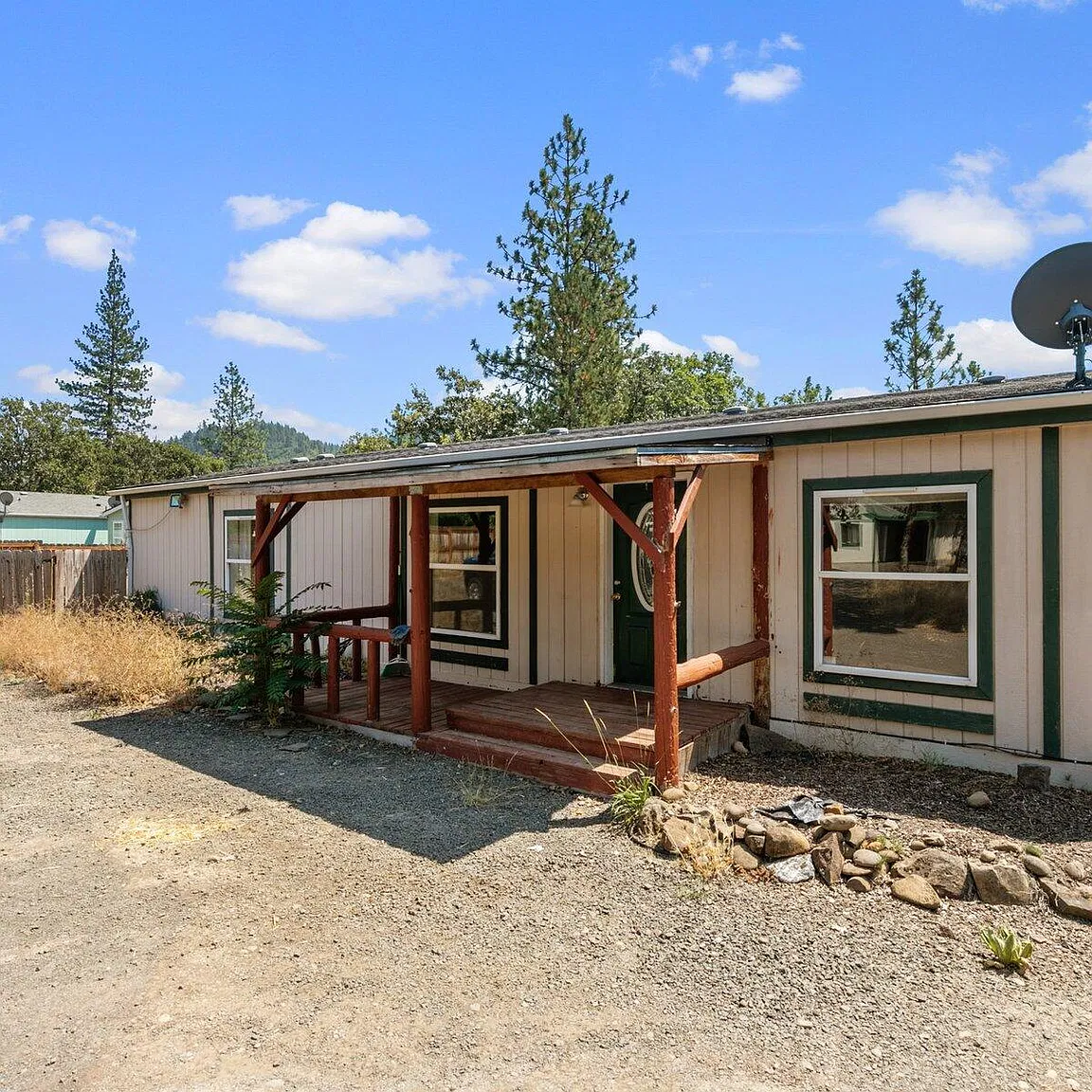 24287 Highway 62 photo 1