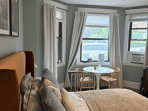 3rd image of 63 Nottinghill Rd APT 3