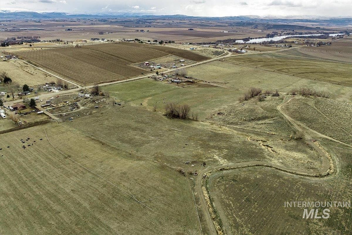 28486 Peckham Rd, Wilder, ID 83676 MLS 98871022 Zillow