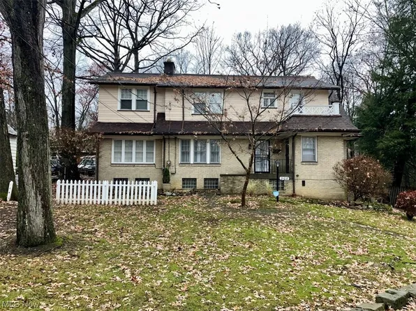 2108 Volney Rd, Youngstown, OH 44511